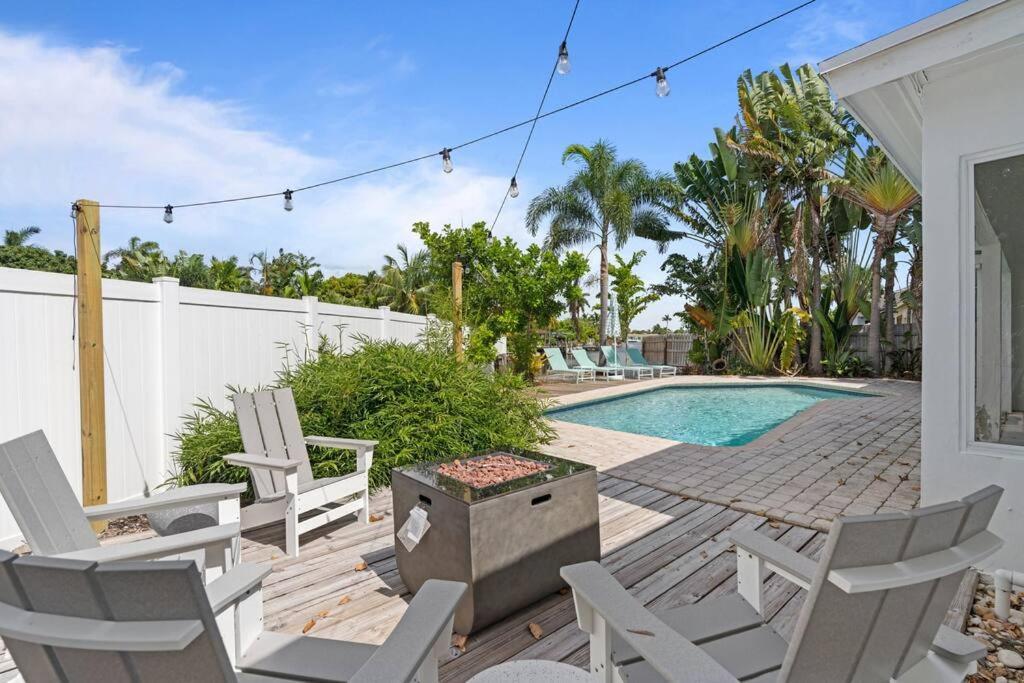 Waterfront-Heated Pool-Mini Golf-Game Room-2Mi Beach フォート・ローダーデール エクステリア 写真